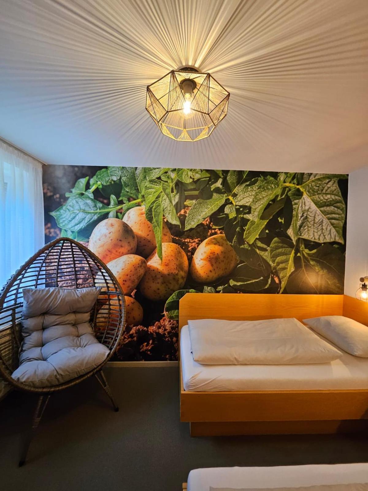 Genussgasthof Willenshofer Sankt Kathrein am Hauenstein Bilik gambar