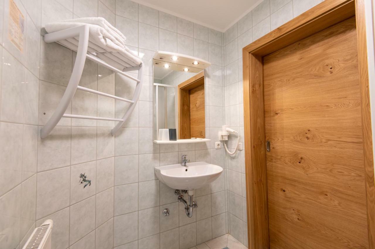 Genussgasthof Willenshofer Sankt Kathrein am Hauenstein Luaran gambar