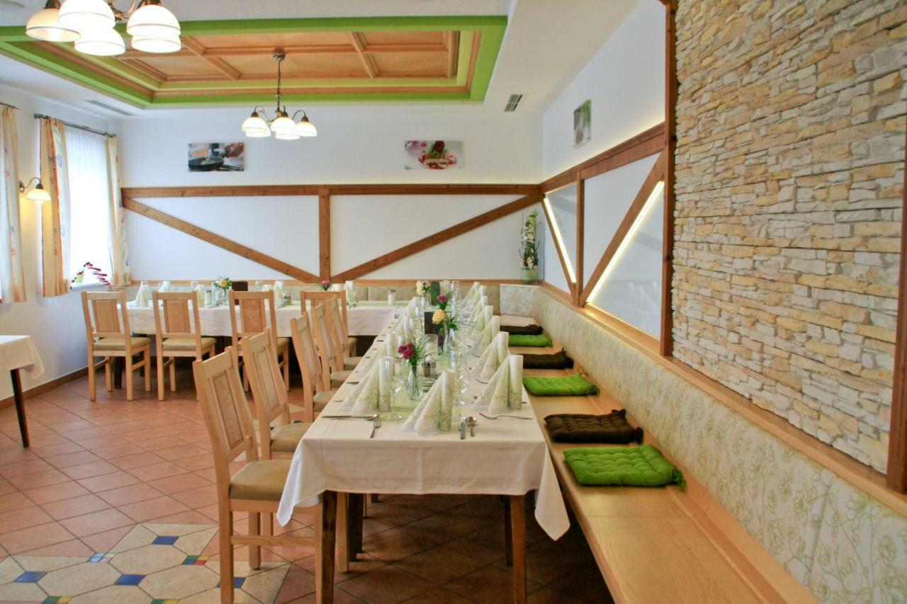 Genussgasthof Willenshofer Sankt Kathrein am Hauenstein Luaran gambar